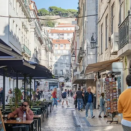 Plum Guide - Stalagmite * Lisbon